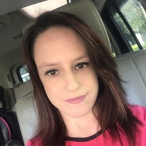 Meet your Posher, Angelique